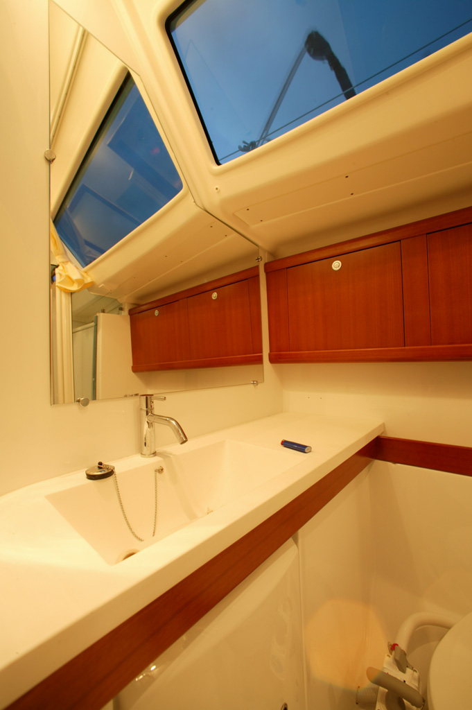 Segel Yachtcharter zu chartern bei Sunja Yachting Oceanis 46 68